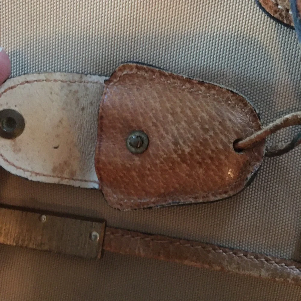 Vtg Gucci logo garnet bag